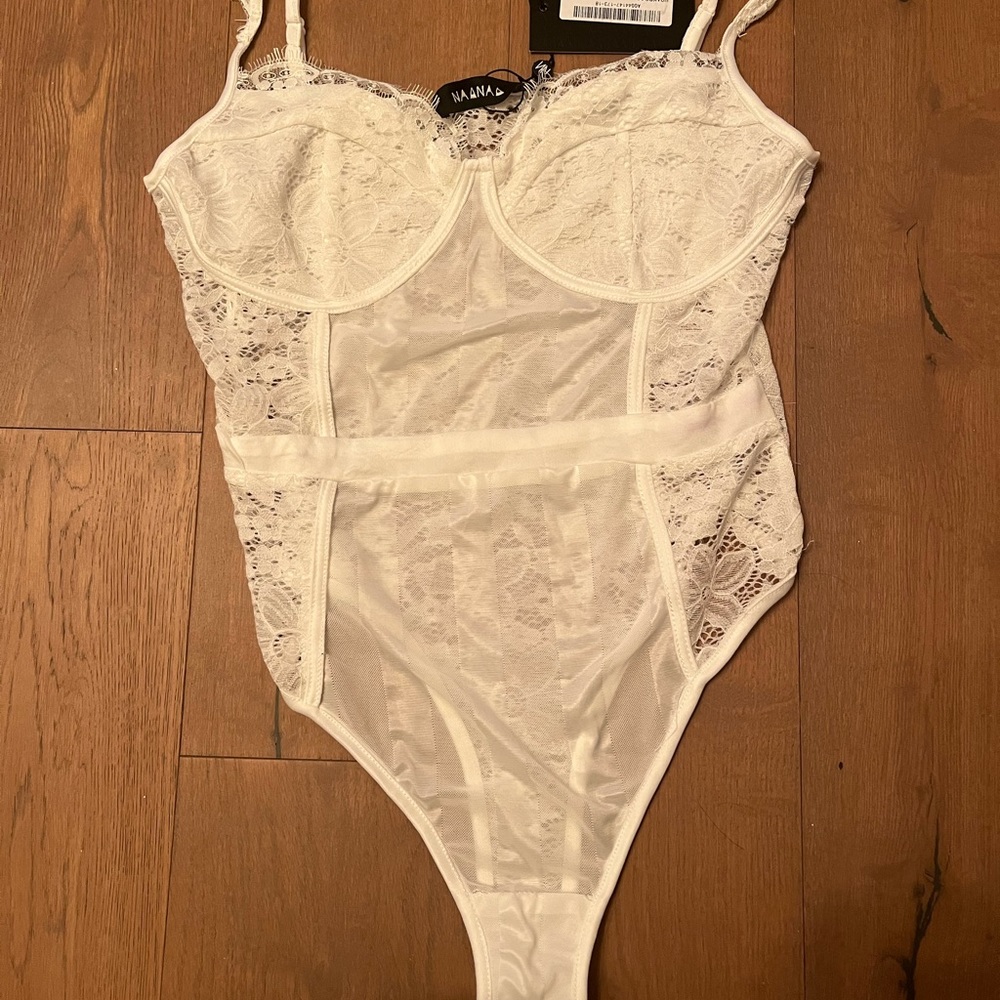 ASOS Lace Strappy Bodysuit - Picture 2 of 3
